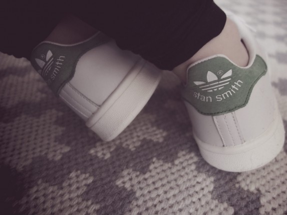 stan smith vs Isabel Marrant